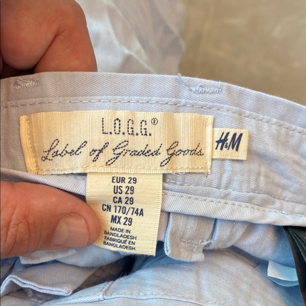 H&M Light Blue Men’s Flat Front Shorts LIKE NEW! - Picture 2 of 5